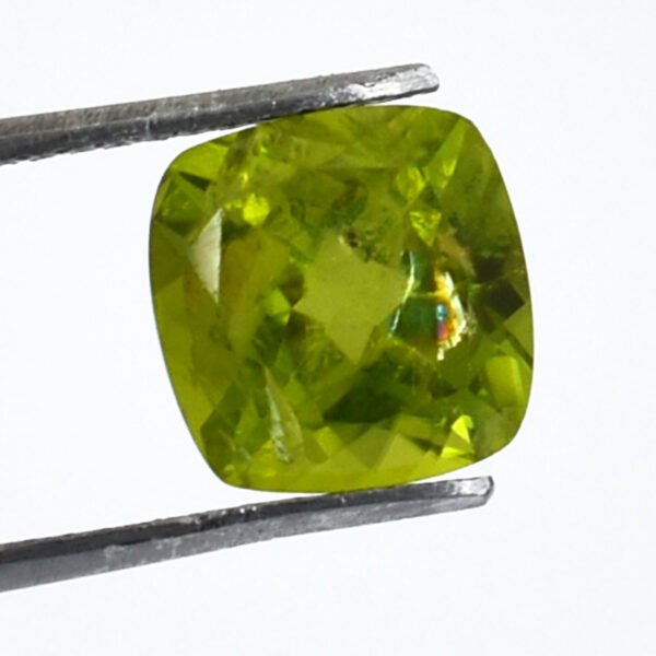 Genuine Peridot 3.29 Ct Cushion Mixed Cut Gemstone (8.92 x 8.80 x 5.62 mm) with Healing Benefits - Image 4