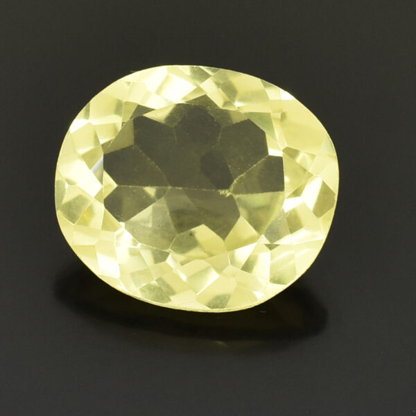 Lemon Quartz Gemstone – 33.06 Cts, Oval Mixed Cut (23.60 x 20.72 x 11.40 mm) | Benefits & Healing Properties