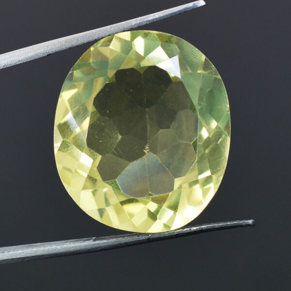 Lemon Quartz Gemstone – 33.06 Cts, Oval Mixed Cut (23.60 x 20.72 x 11.40 mm) | Benefits & Healing Properties - Image 2