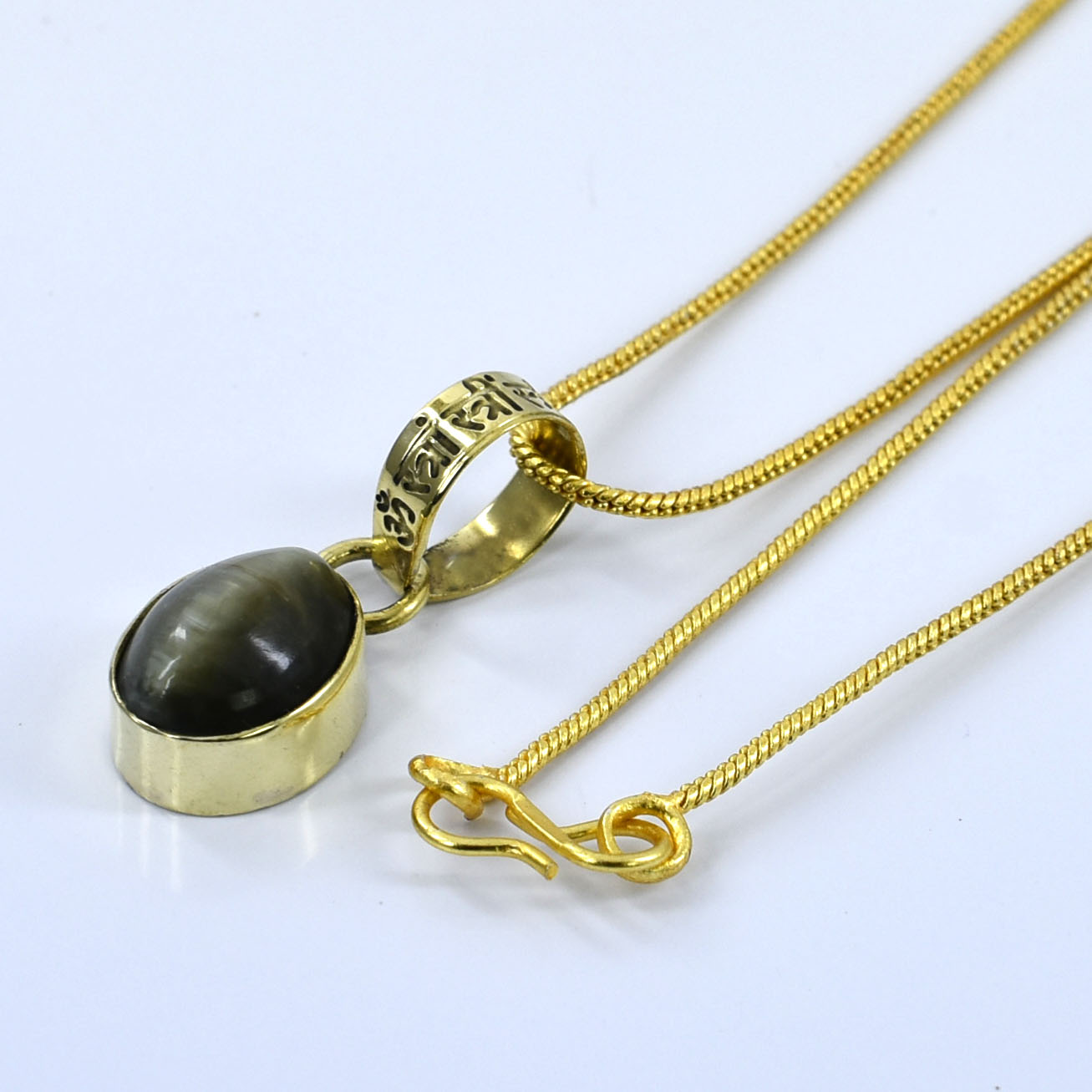 Natural Cat’s Eye Pendant with Free Chain | 20 Carat Gemstone | Gold-Plated Alloy Pendant | Yellow Finish Spiritual Jewelry | Gift for Wife & Love - Image 5