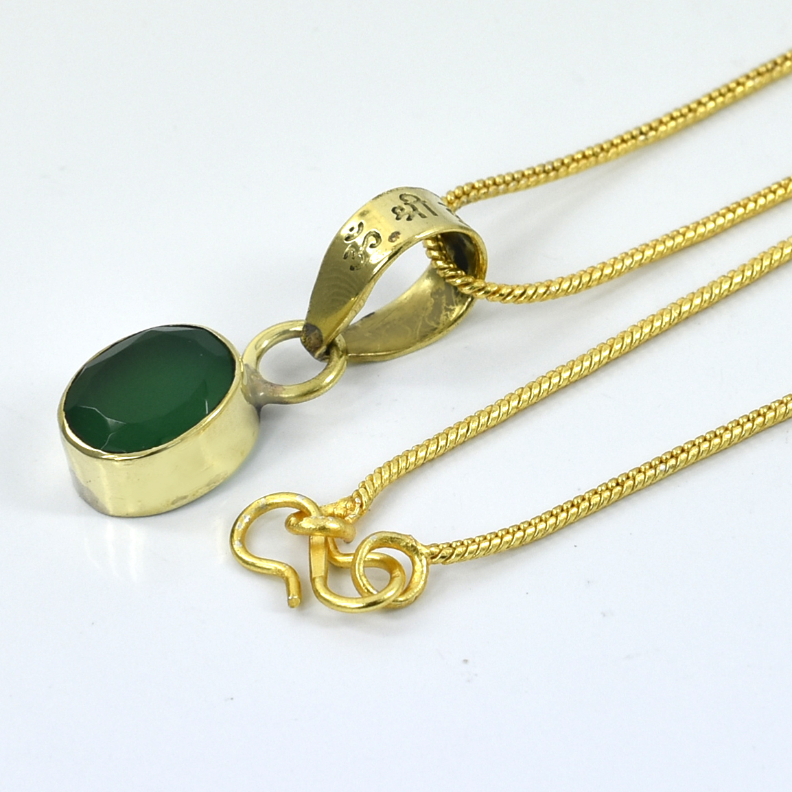 Natural Green Onyx Pendant in Panchdhatu with Gold Plating – 6 Carat Energized Mantra Gemstone Pendant for Healing, Peace & Positive Energy - Image 5