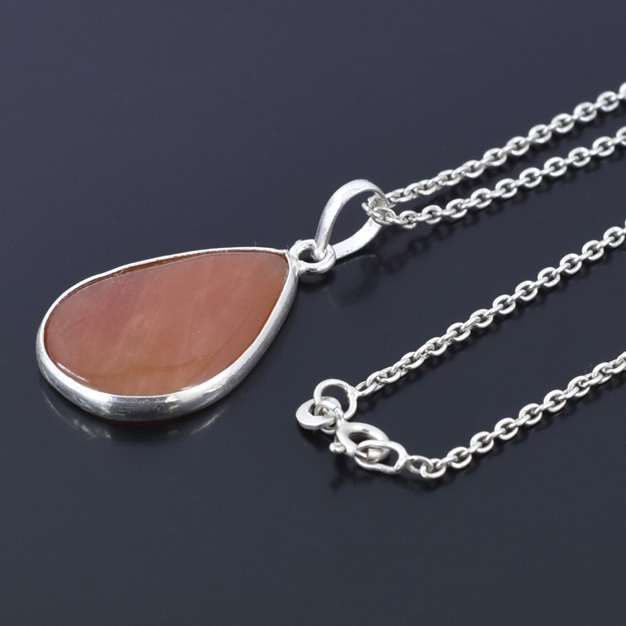 Carnelian Pendant – Pear Cut 25 x 16.5 mm – 4 Gram – Natural Orange Gemstone – 925 Sterling Silver - Image 7