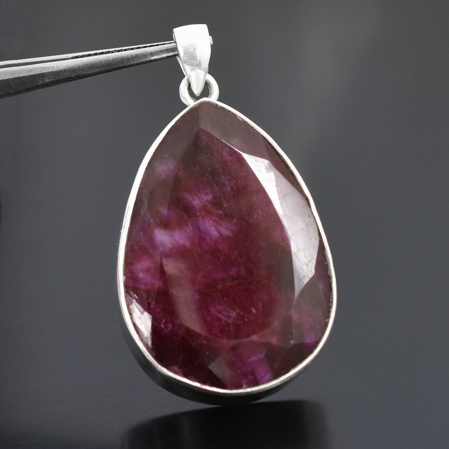Ruby & Emerald Pendants – 925 Sterling Silver & Gold Plated – Pear Cut Ruby 38x26mm, 25g – Pendant 14.5x12.5mm - Image 5