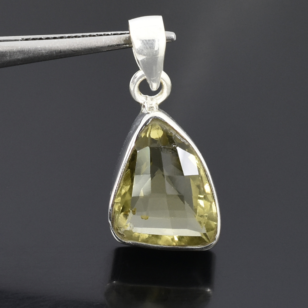 Citrine Mantra Pendant – Aum Brhaspataye Namah | Panchdhatu Metal | Jupiter (Guru) Yantra Pendant - Image 3
