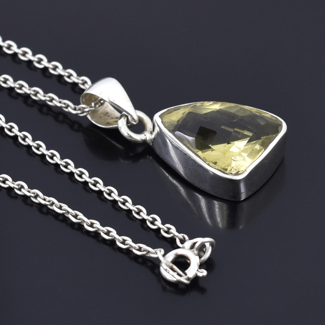 Citrine Mantra Pendant – Aum Brhaspataye Namah | Panchdhatu Metal | Jupiter (Guru) Yantra Pendant - Image 4