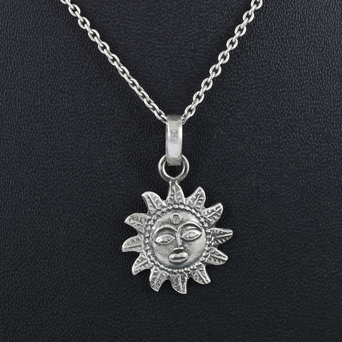 925 Sterling Silver Sun Pendant | 14.20 Ct | 20 x 19 x 2.5 mm | Handmade Spiritual Jewelry - Image 5