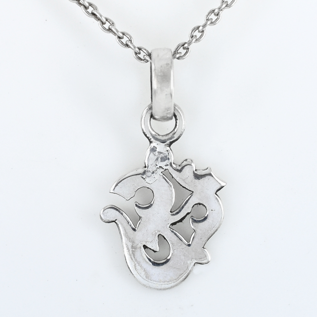 925 Sterling Silver Om Pendant