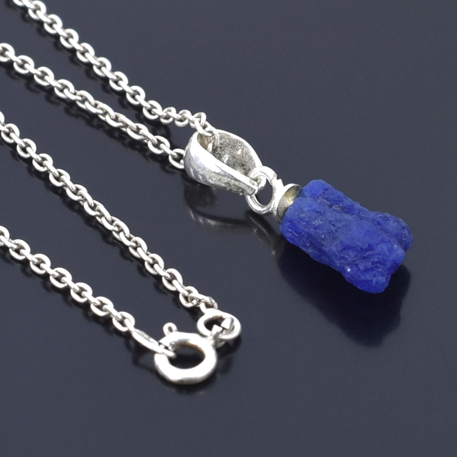 Blue Sapphire Rough Pendant – 925 Sterling Silver – 16 x 5.5mm – 8.60 Ct - Image 4
