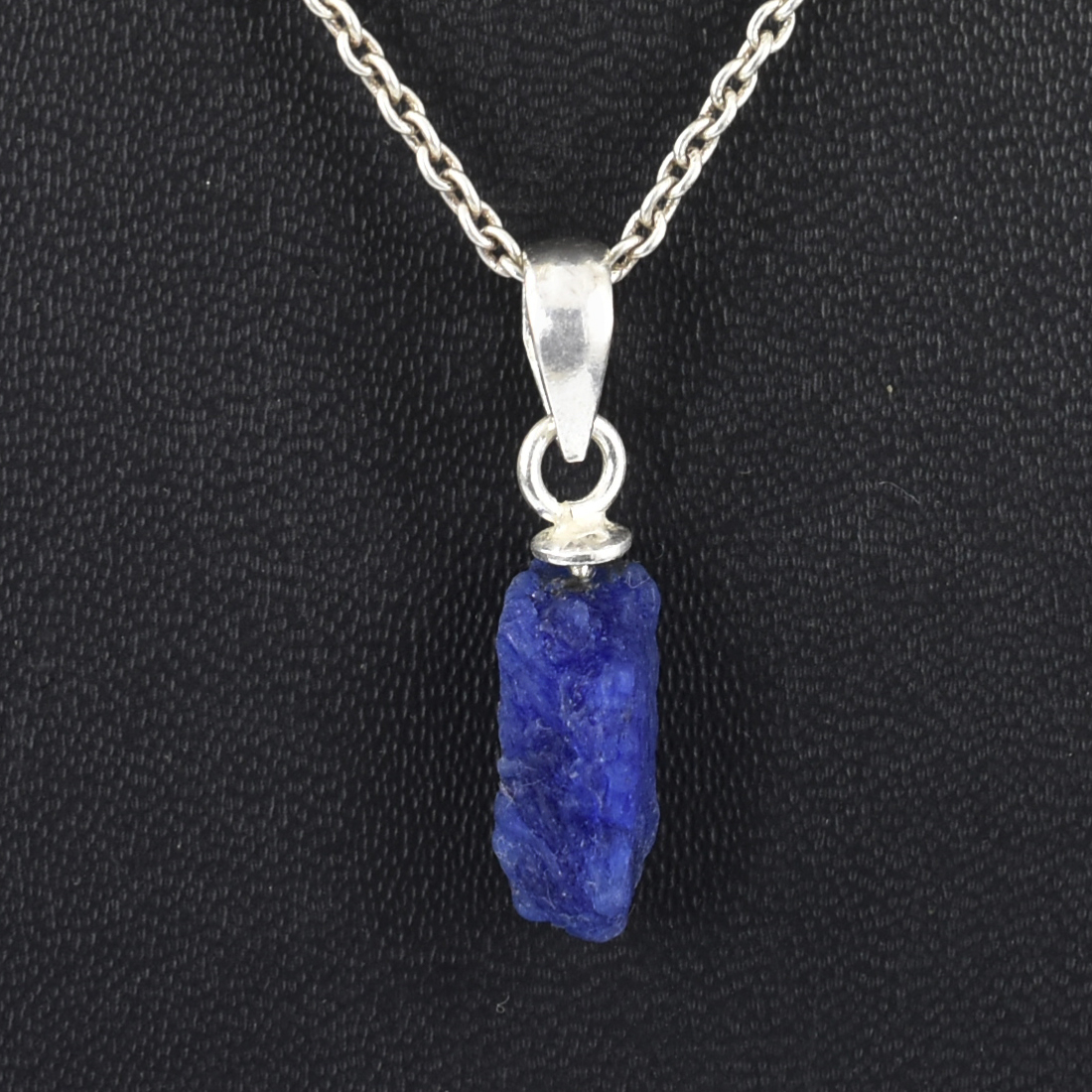 Blue Sapphire Rough Pendant – 925 Sterling Silver – 15 x 6 mm – 8.80 Ct , - Image 4