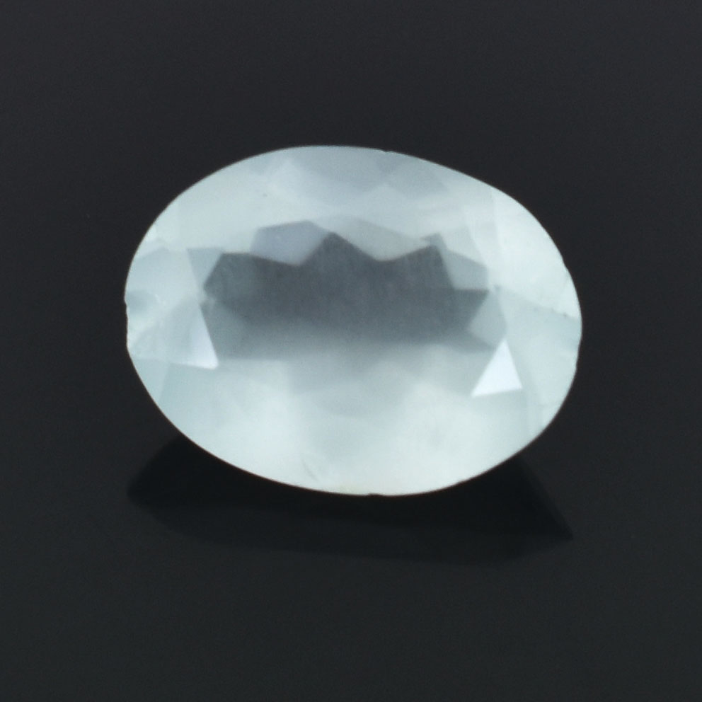 Natural Aquamarine Gemstone