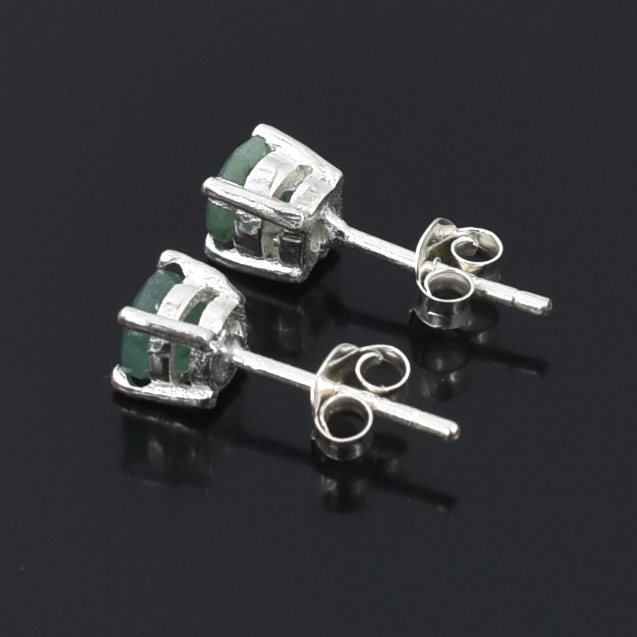 Natural Emerald Stud Earrings (Panna) – 925 Silver - Image 3