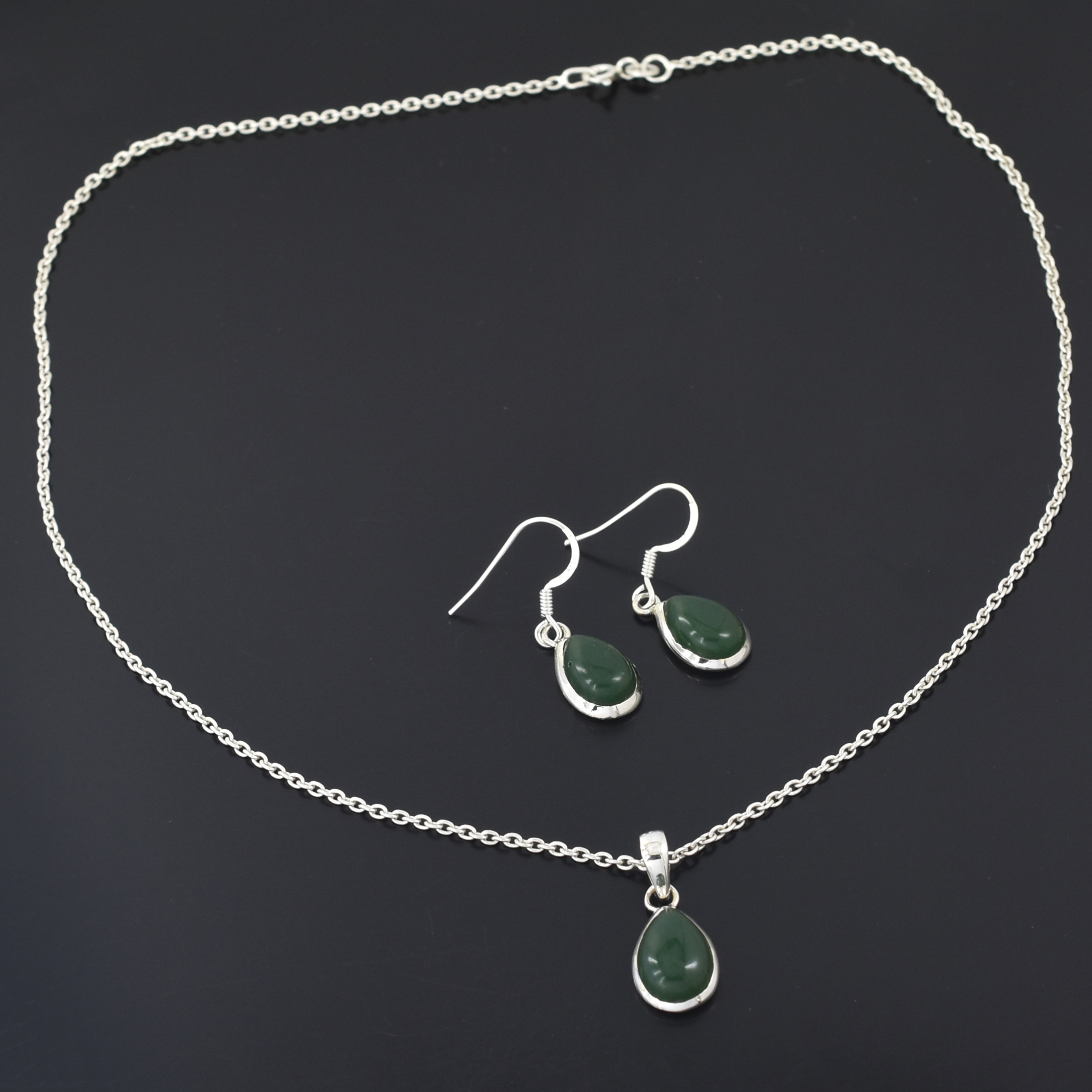 Natural Panna (Emerald) Gemstone Pendant & Earrings Set - Image 6