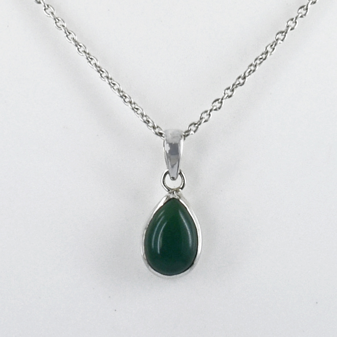 Natural Panna (Emerald) Gemstone Pendant & Earrings Set - Image 4