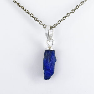 Natural Raw Blue Kyanite Crystal Pendant Necklace – Healing Gemstone for Communication, Energy Alignment & Spiritual Protection