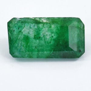 Natural Emerald (Beryl) Panna – Certified Green Gemstone for Astrology & Healing