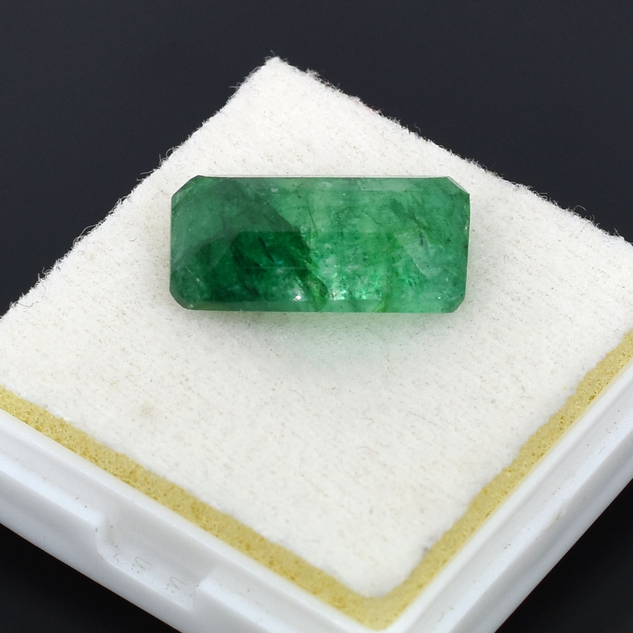 Natural Emerald (Beryl) Panna – Certified Green Gemstone for Astrology & Healing - Image 2