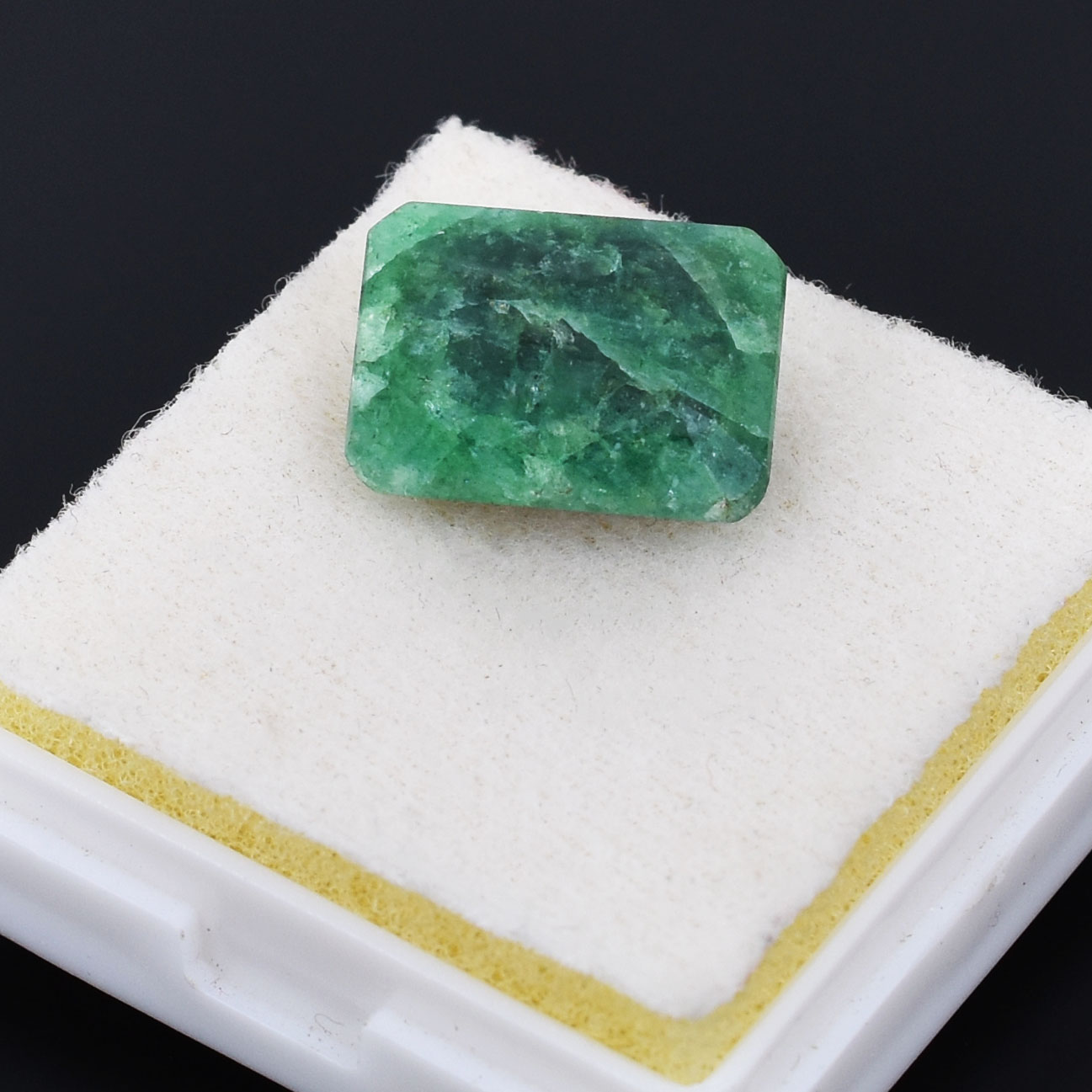 Natural Emerald (Beryl) Panna – Certified Green Gemstone for Astrology & Healing - Image 3