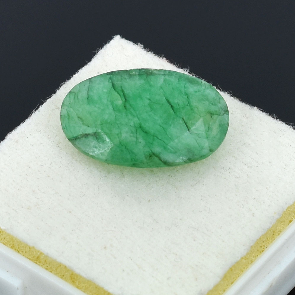 Natural Beryl Emerald (Panna) – Green Gemstone - Image 4