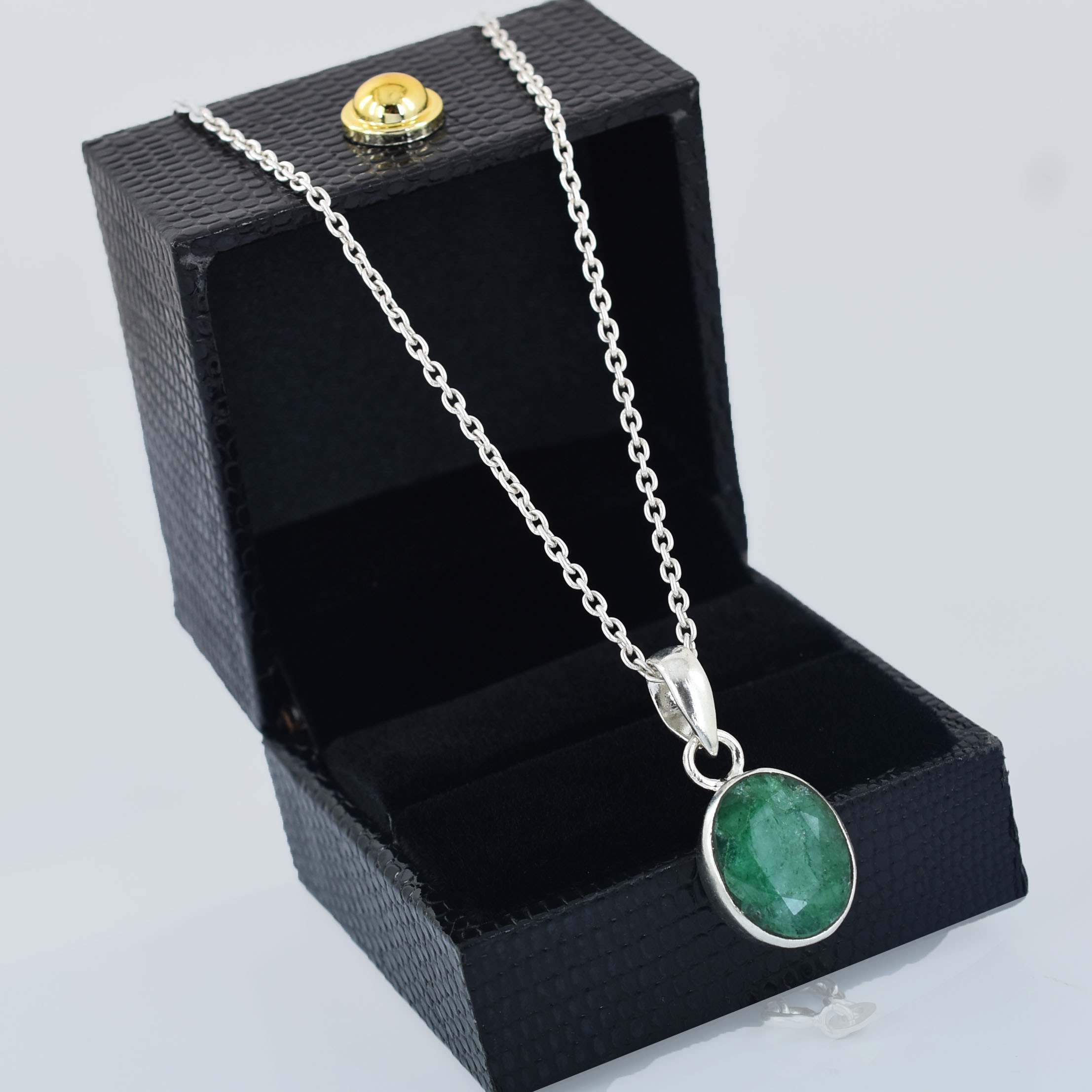 Emerald Silver Plated Pendant Necklace | Green Panna Gemstone Pendant - Image 4