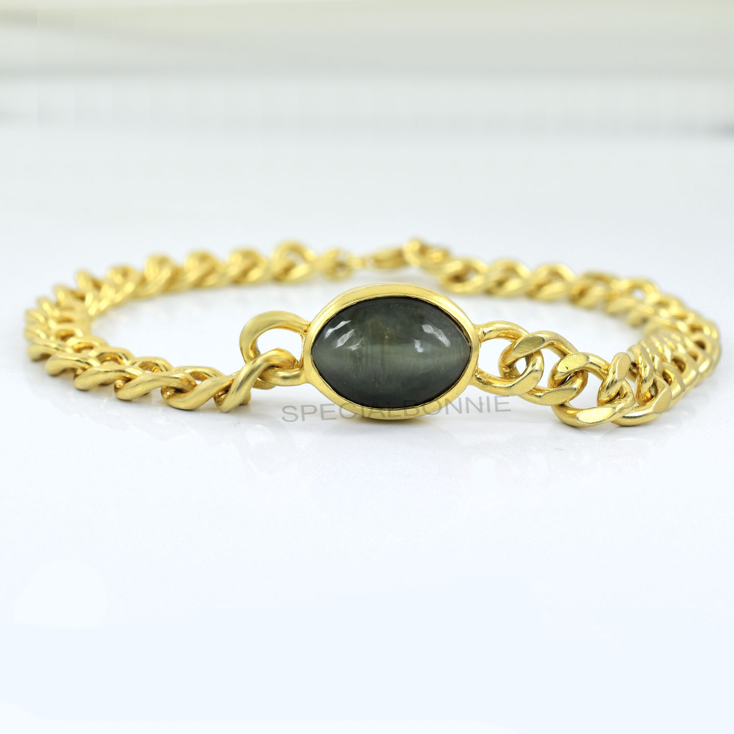 Natural Cat's Eye (Lehsunia) Gold-Finish Chain Bracelet - Image 3