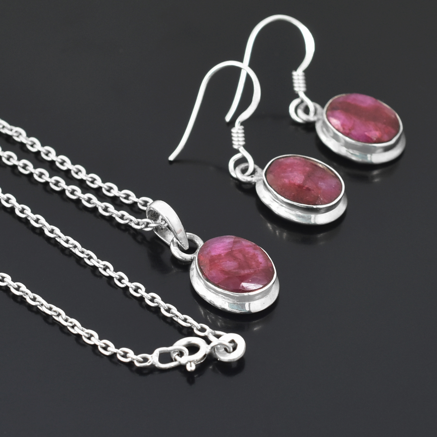 Natural Ruby (Manik) Gemstone Pendant in 925 Sterling Silver - Image 3