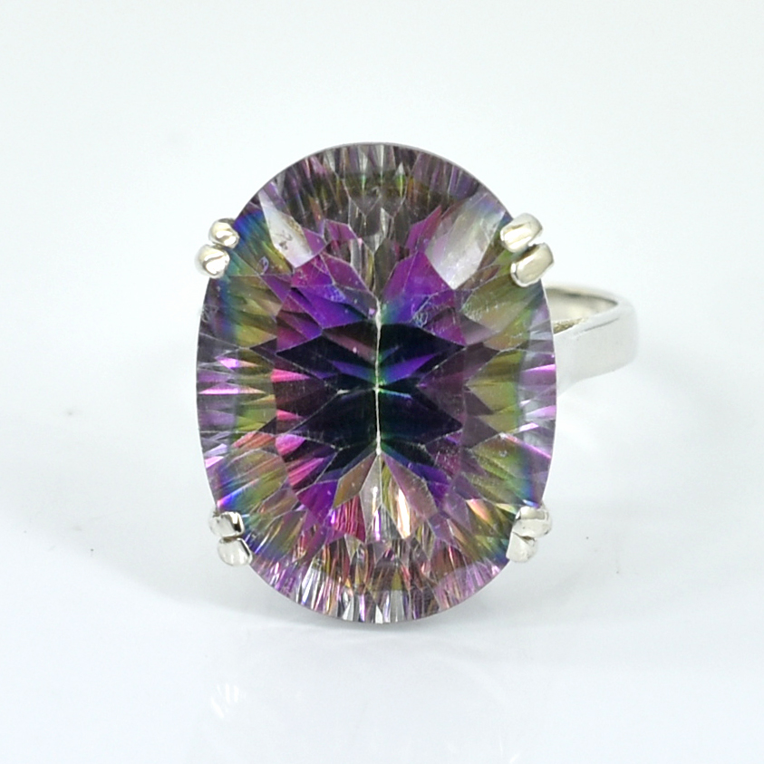 Natural Mystic Quartz Gemstone Ring – 18 Ct Oval Faceted Crystal Ring