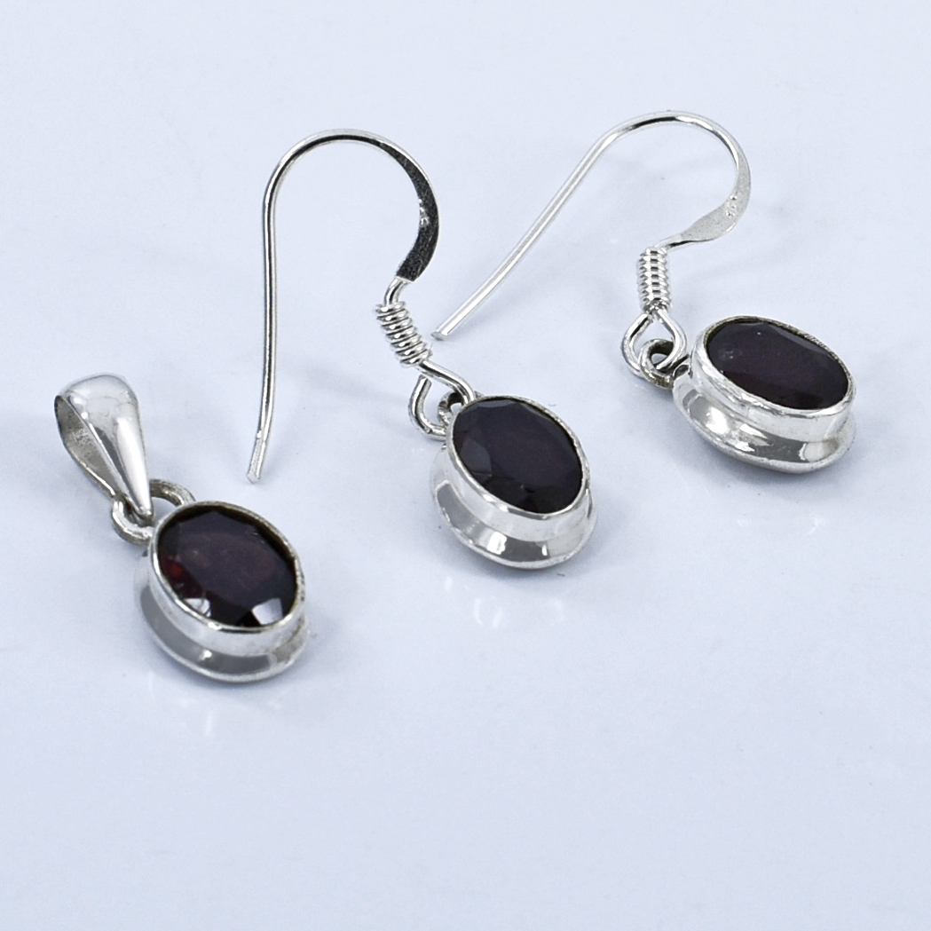 Natural Smoky Quartz Pendant – 22.60 Ct Smoky Quartz Gemstone Pendant