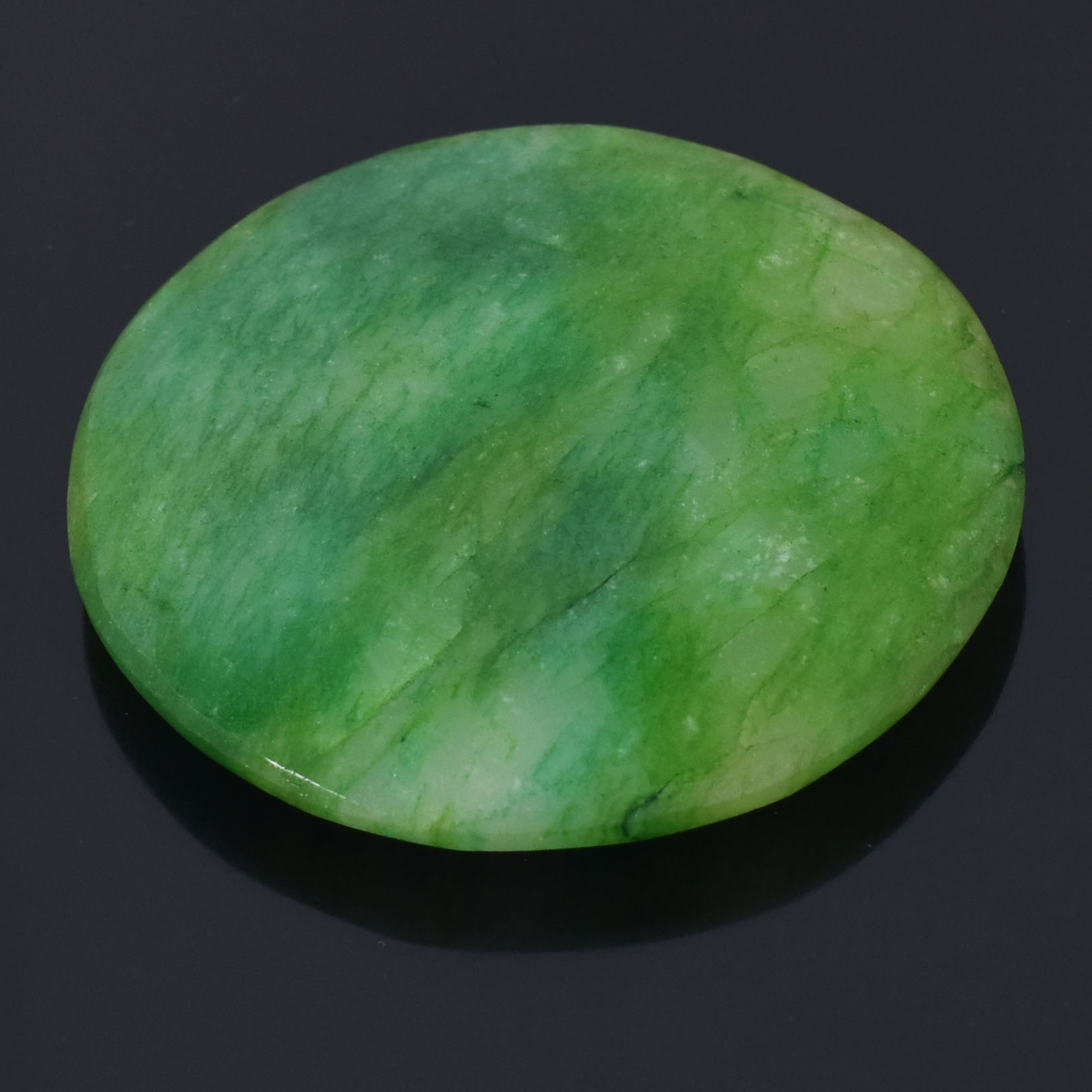 Natural Green Aventurine Flat Palm Stone (Healing Crystal) - Image 3
