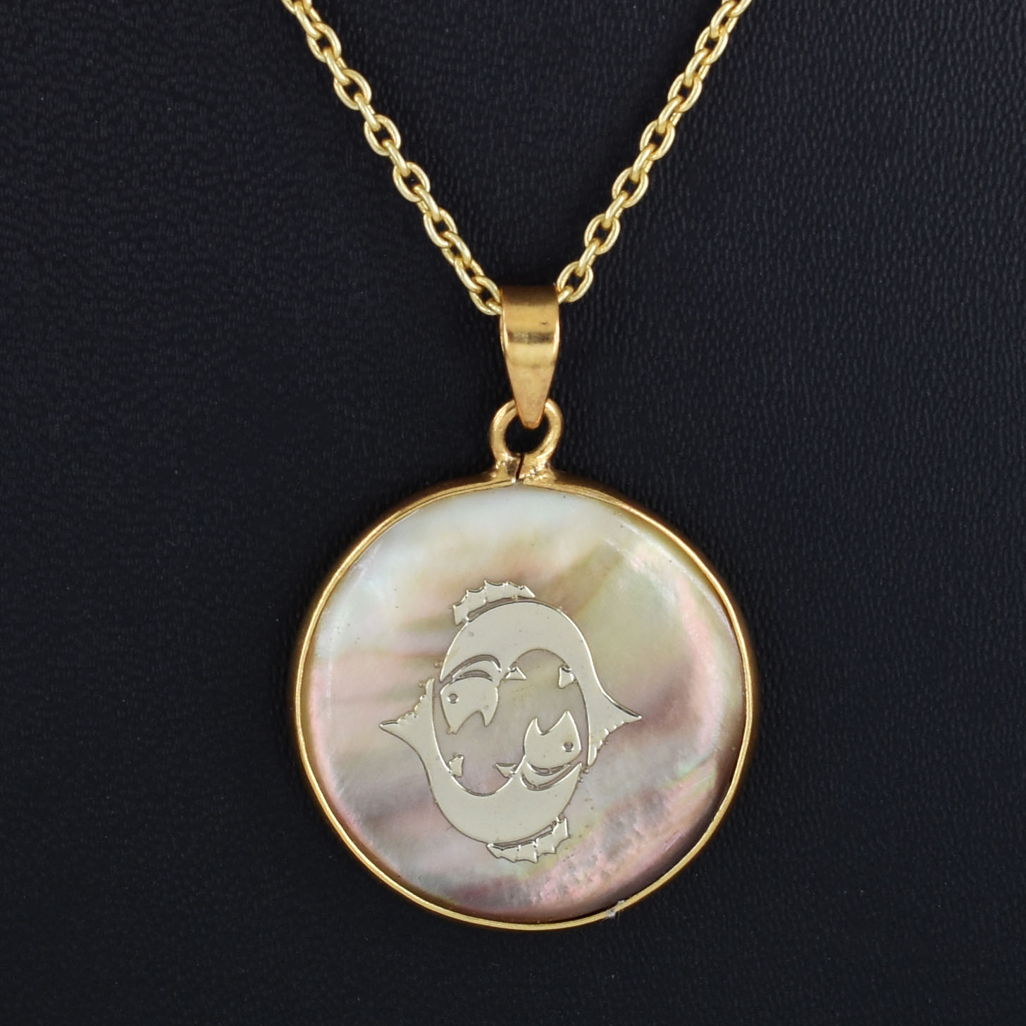 Pisces Zodiac Shell Pendant Necklace (Meen Rashi Pendant) - Image 4