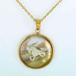 Capricorn Zodiac Shell Pendant Necklace (Makar Rashi Pendant)