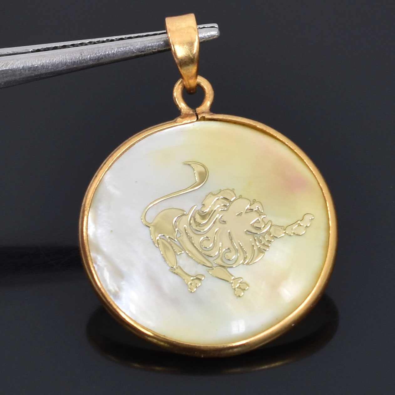Natural Mother of Pearl Leo Zodiac Pendant Necklace – Luxury Astrology Pendant - Image 3