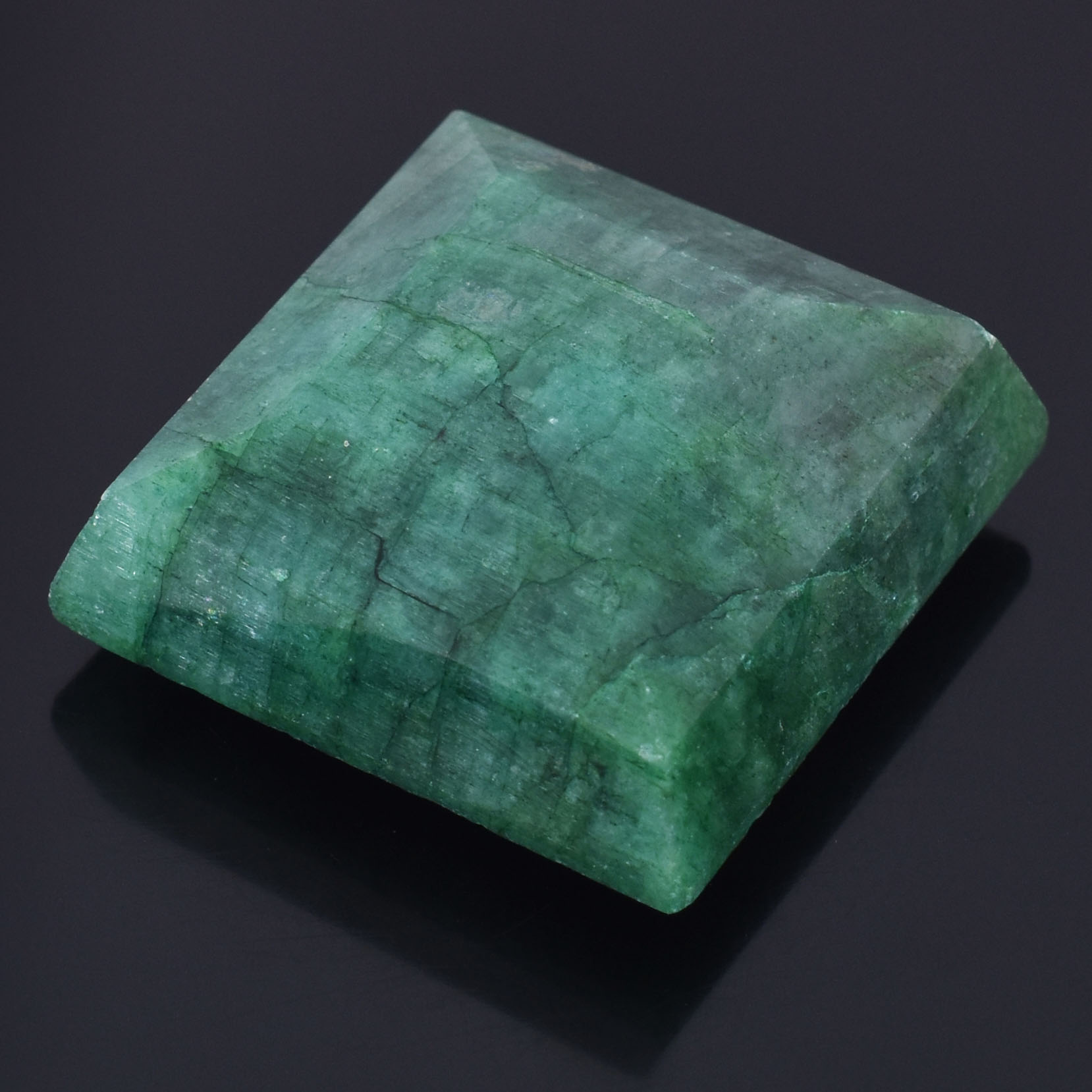 Natural Green Emerald (Panna) Healing Stone (Square Faceted) - Image 2