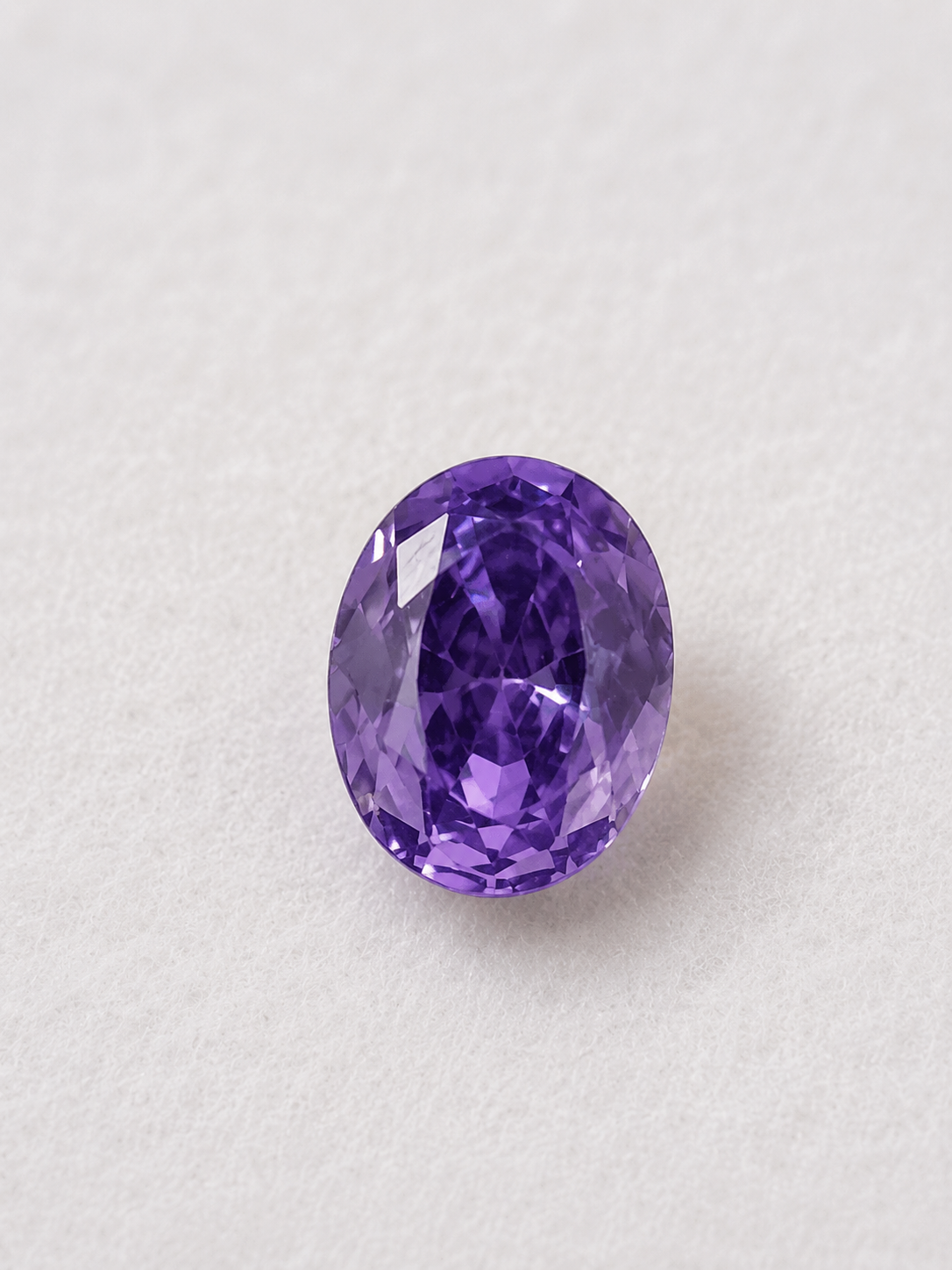 Natural Amethyst Gemstone | 4.27 Carats Purple - Image 2
