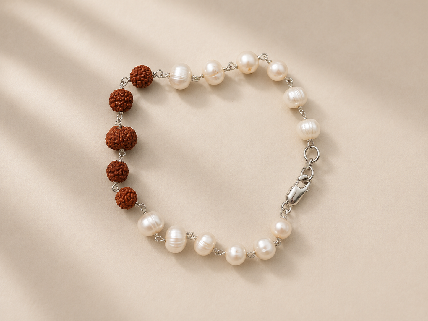 Natural 8 Mukhi Java Rudraksha & Freshwater Pearl Bracelet (Silver Finish)