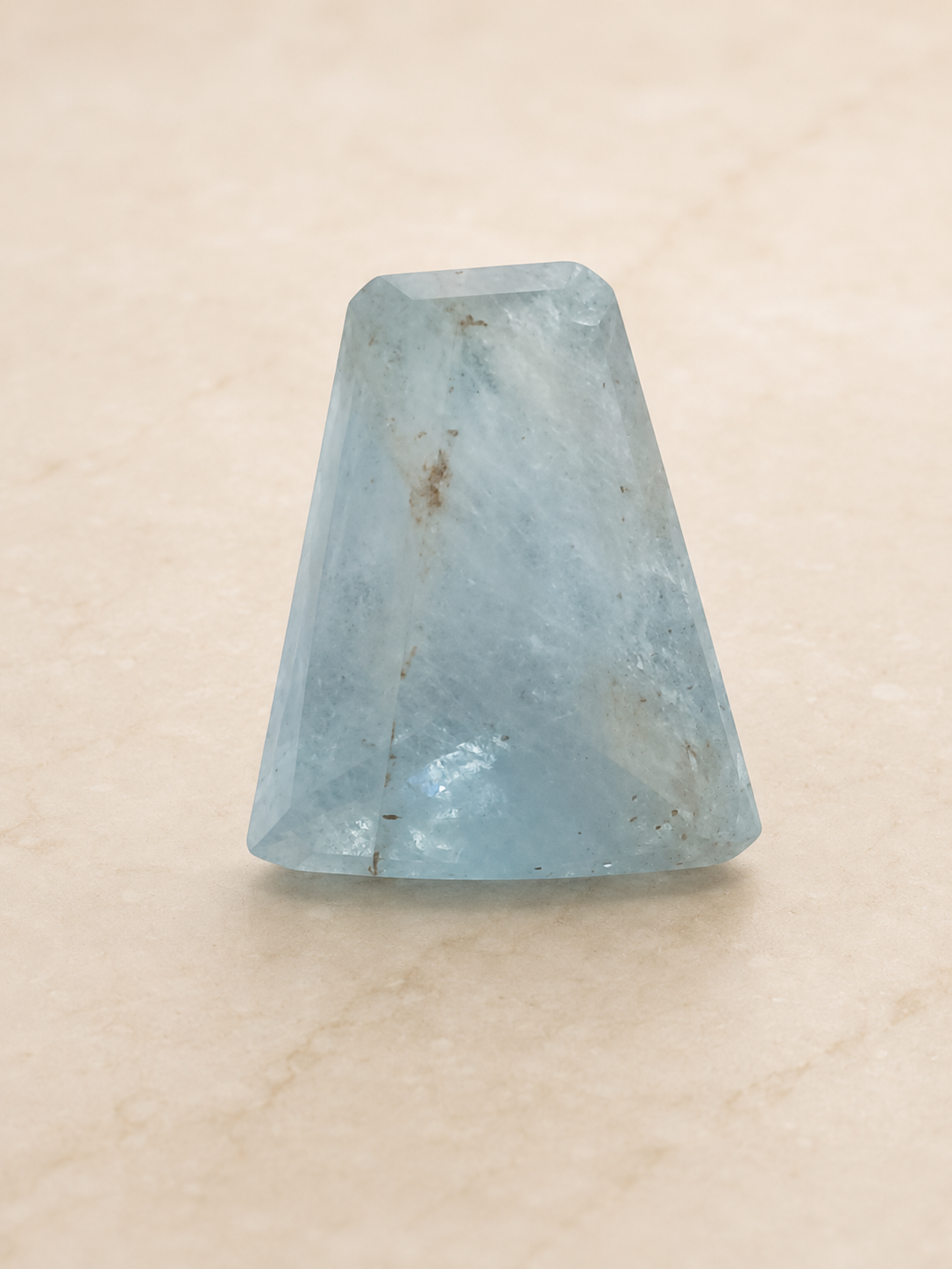 Natural Aquamarine Gemstone – 17.97 Carat Fancy Cut (Certified)