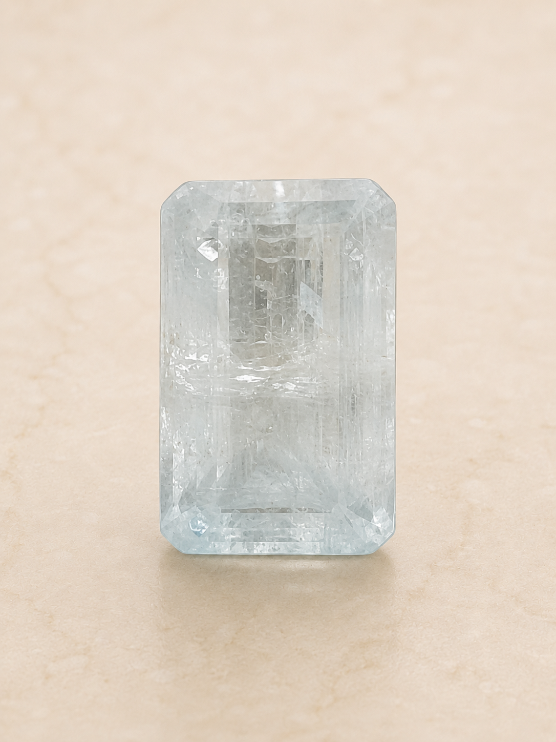 Natural Aquamarine Gemstone – 21.910 Ct Rectangular Cut Brazilian Aquamarine