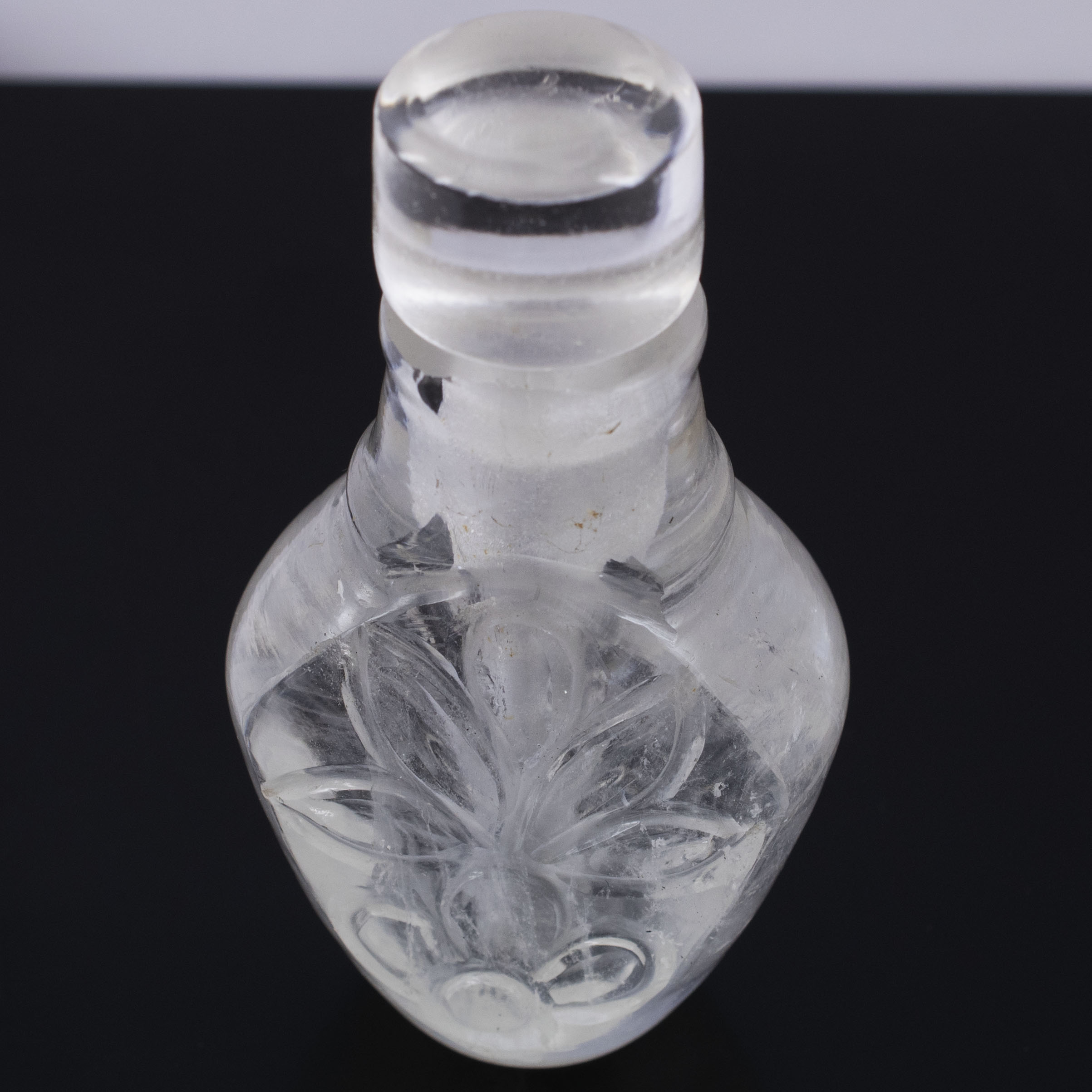 Crystal Quartz Perfume Bottle – Natural Healing Gemstone Bottle