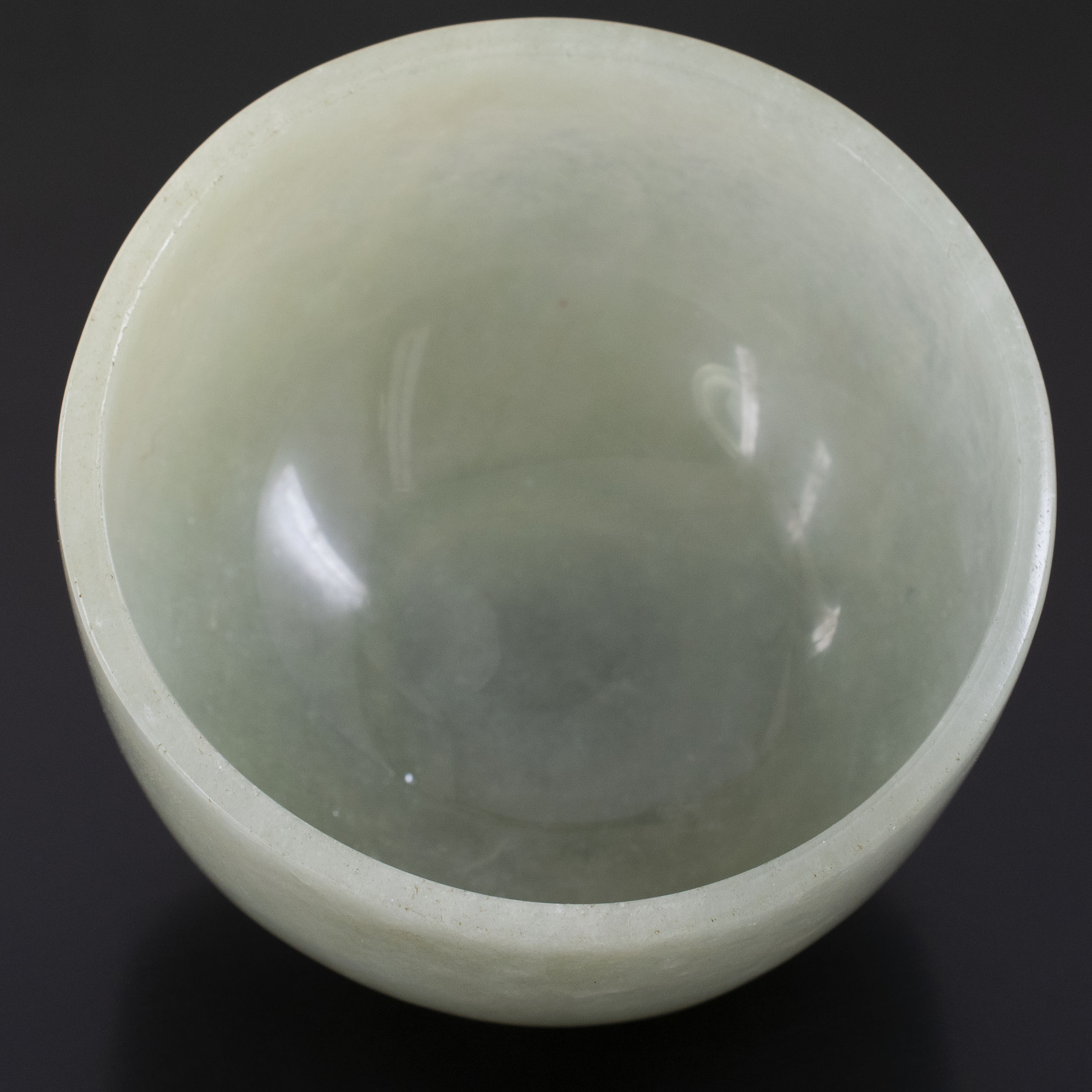 Natural Green Aventurine Crystal Bowl | Handcrafted Healing Stone Bowl | Polished Gemstone Decorative Bowl - Image 4