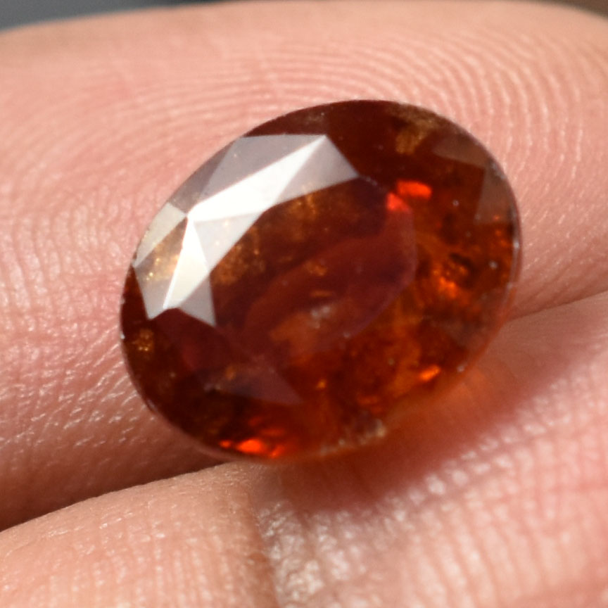 Natural Hessonite (Gomed) 5.72 CTS – Certified Oval Mixed Cut Loose Gemstone - Image 5