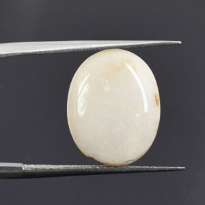 Premium Certified Natural Milky White Opal Gemstone (4.73 Cts)