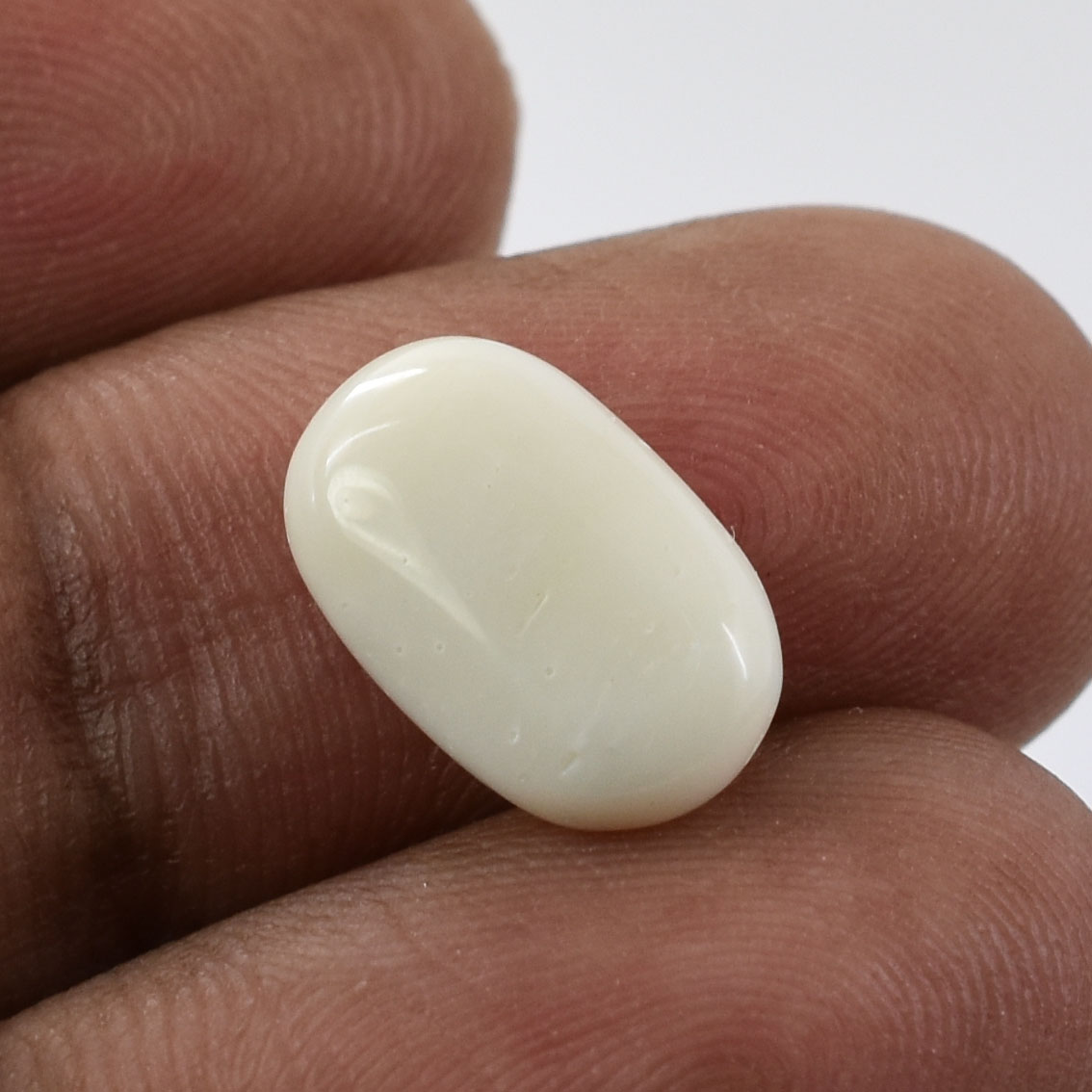 Premium Natural White Coral (Safed Moonga) Capsule Cabochon Gemstone - Image 3