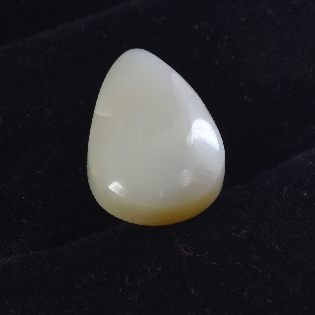 Premium 5.65 Cts Certified Natural Grey Opal Pear Cabochon - Image 2
