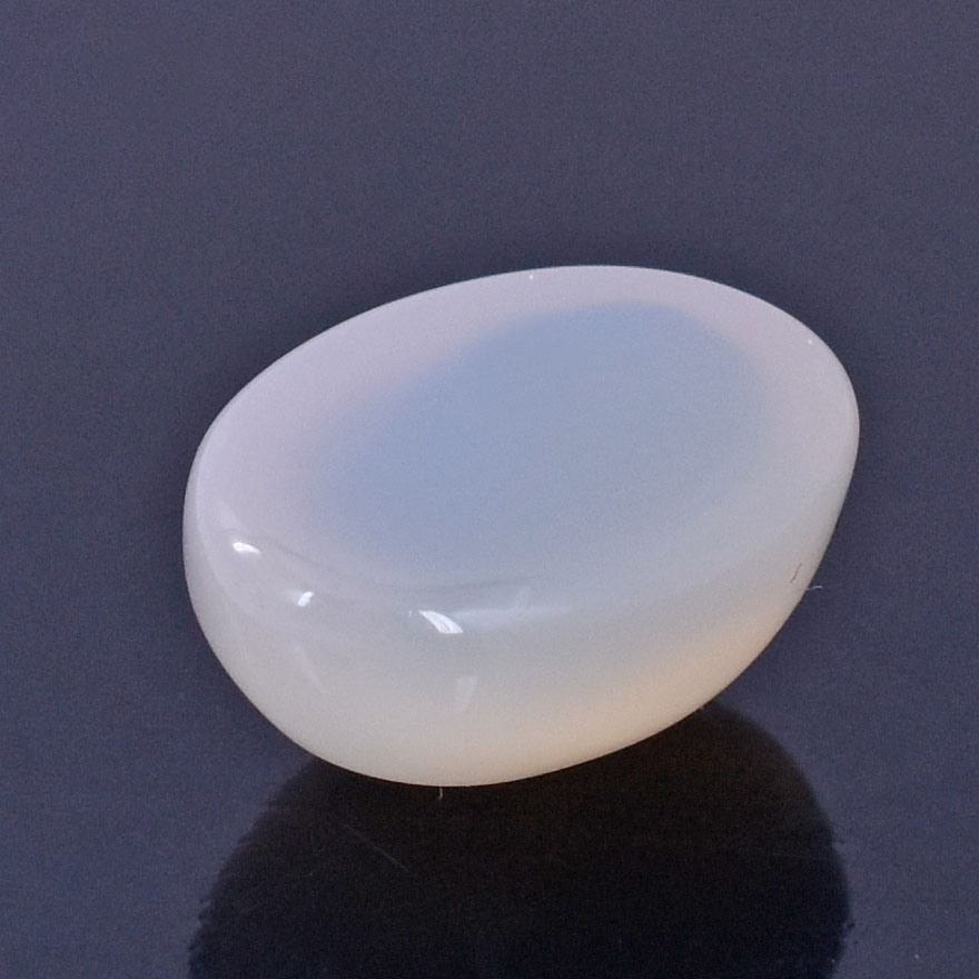 Premium 6.82 Cts Certified Natural Grey Moonstone Oval Cabochon - Image 6