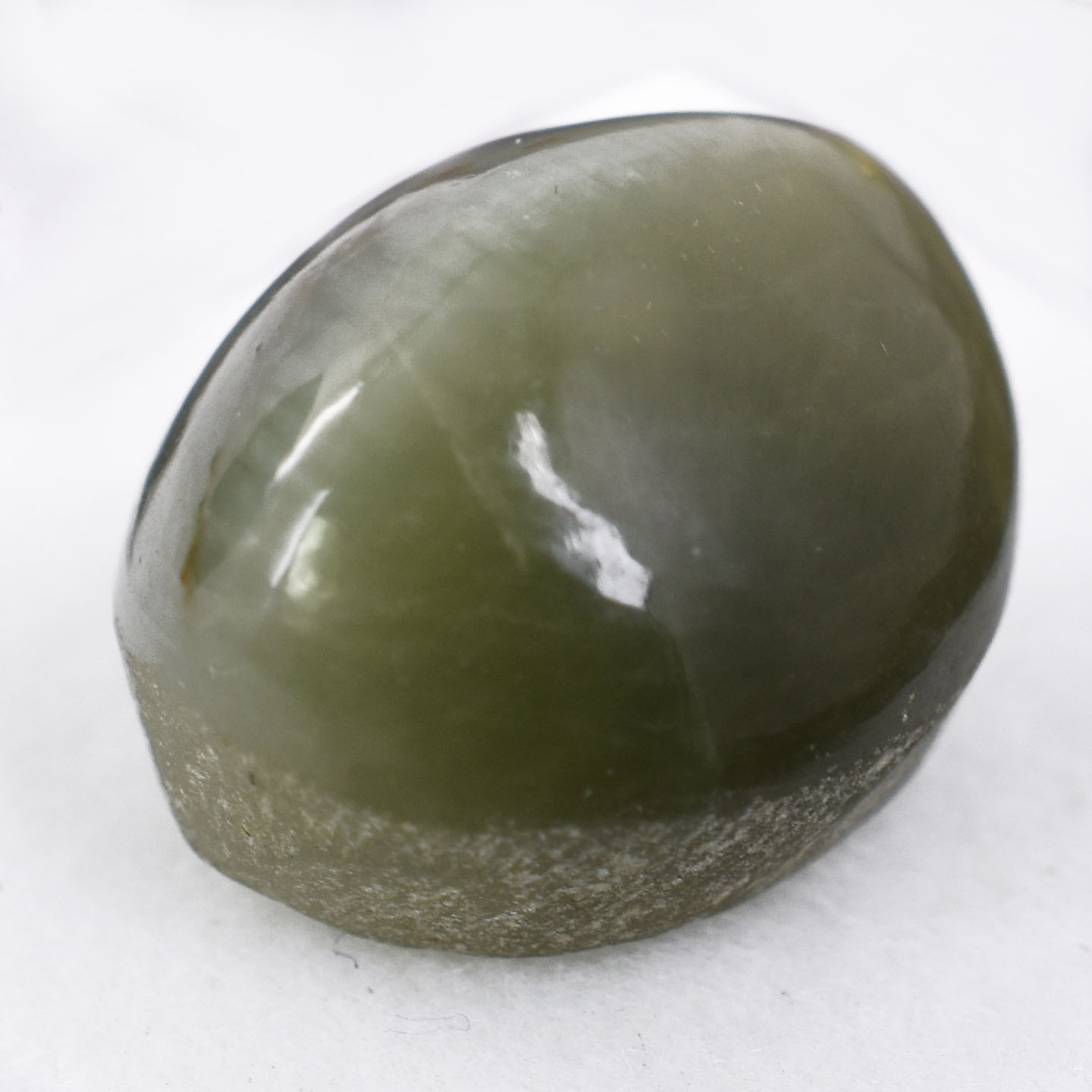 Certified Natural Cat's Eye Quartz – 11.30 Carat Oval Cabochon Gemstone - Image 5