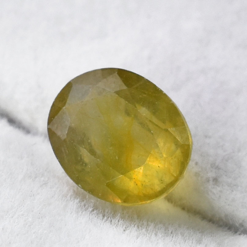 Natural Yellow Sapphire (Pukhraj) Oval Mixed Cut Certified Loose Gemstone – 4.04 Carat IGI Certified Yellow Sapphire for Ring & Pendant - Image 4