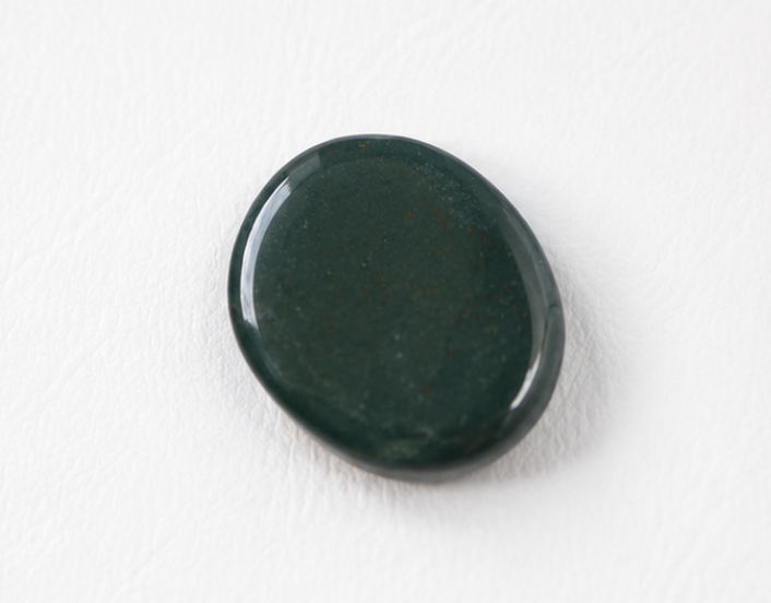 Natural Green Chalcedony (Haqeeq) Gemstone | 5.40 cts - Image 2