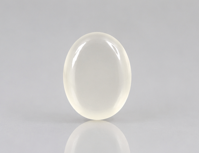 Natural Grey Chalcedony (Haqeeq) Gemstone | 6.45 Carats