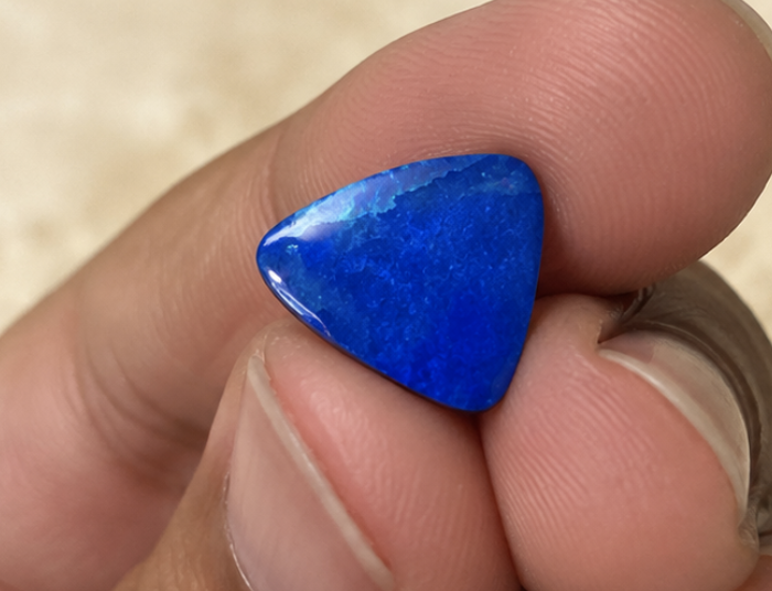 Opal Doublet Gemstone | 4.12 Carats Blue - Image 2