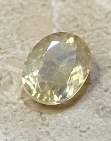 Natural Yellow Sapphire Gemstone | 2.60 Carats