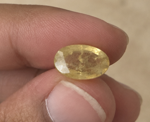 Natural Yellow Sapphire Gemstone | 2.99 Carats - Image 2